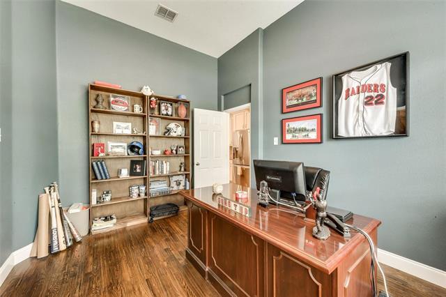 Building Photo - 4845 Grinstein Dr