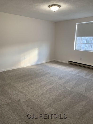 Building Photo - 3 Viking Ct