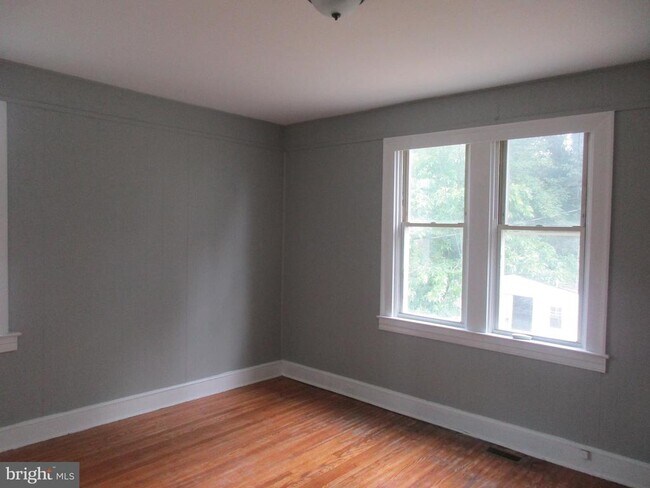 Foto del edificio - 2805 Oakley Ave