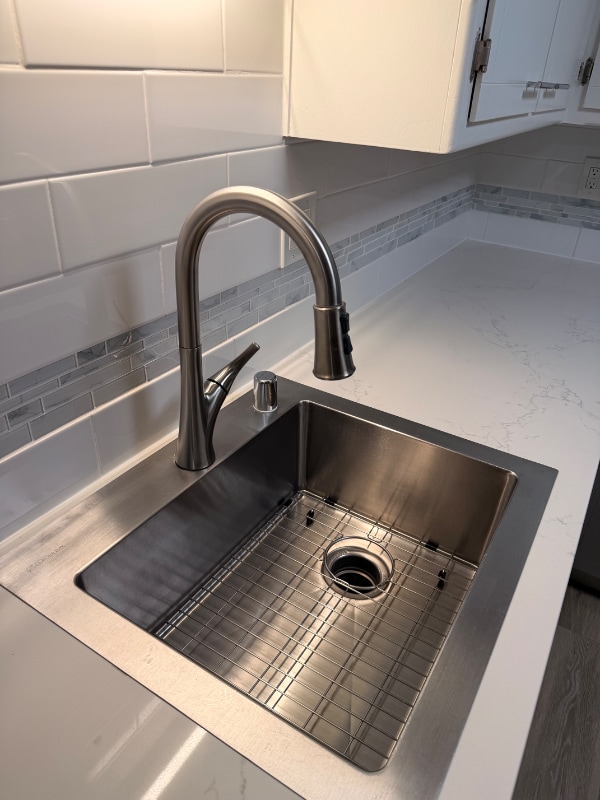 Photo - 525 N San Mateo Dr Apartment