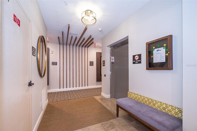 Foto del edificio - 7521 Laureate Blvd