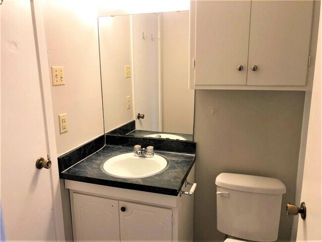 Foto del edificio - 3426 Willowrun Dr