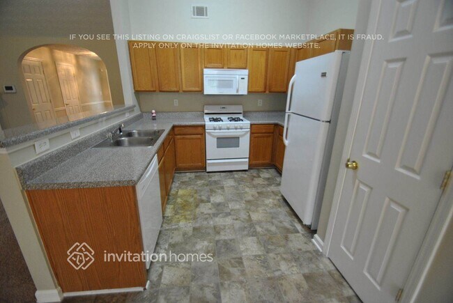 Building Photo - 2635 Essex Ct