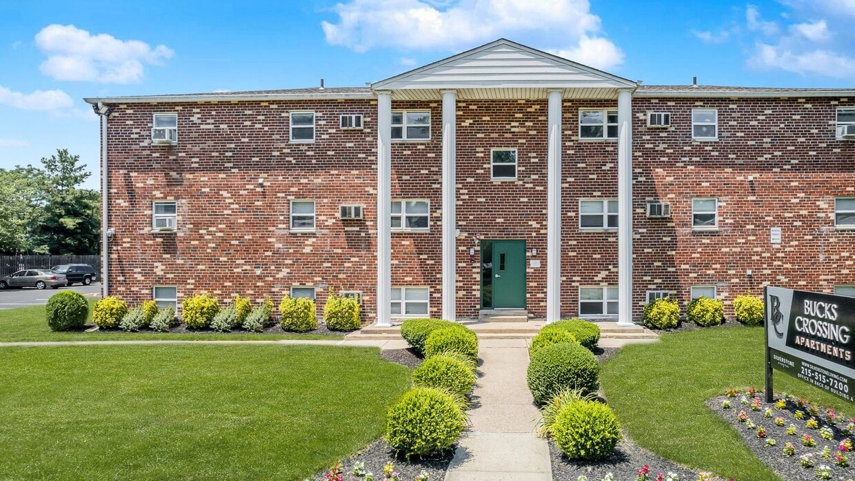 Foto del edificio - Bucks Crossings