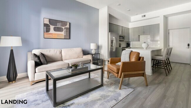 Foto del edificio - 2250 McGregor Blvd