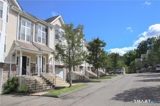 Building Photo - 107 Sienna Dr