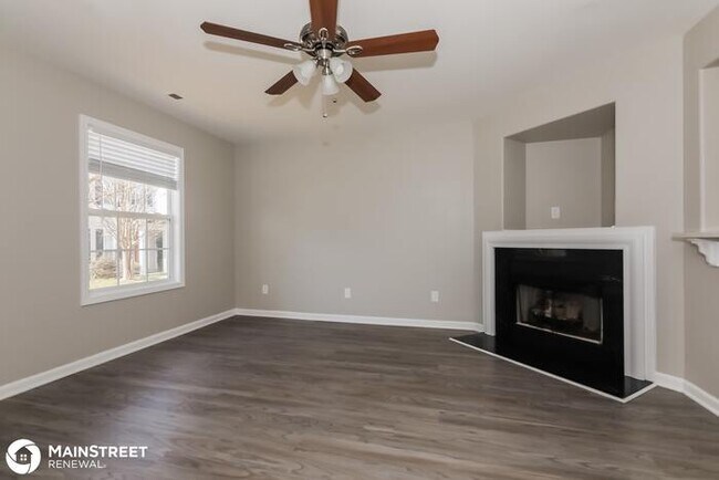 Building Photo - 7708 Grapetree Ct, Charlotte, NC 28215