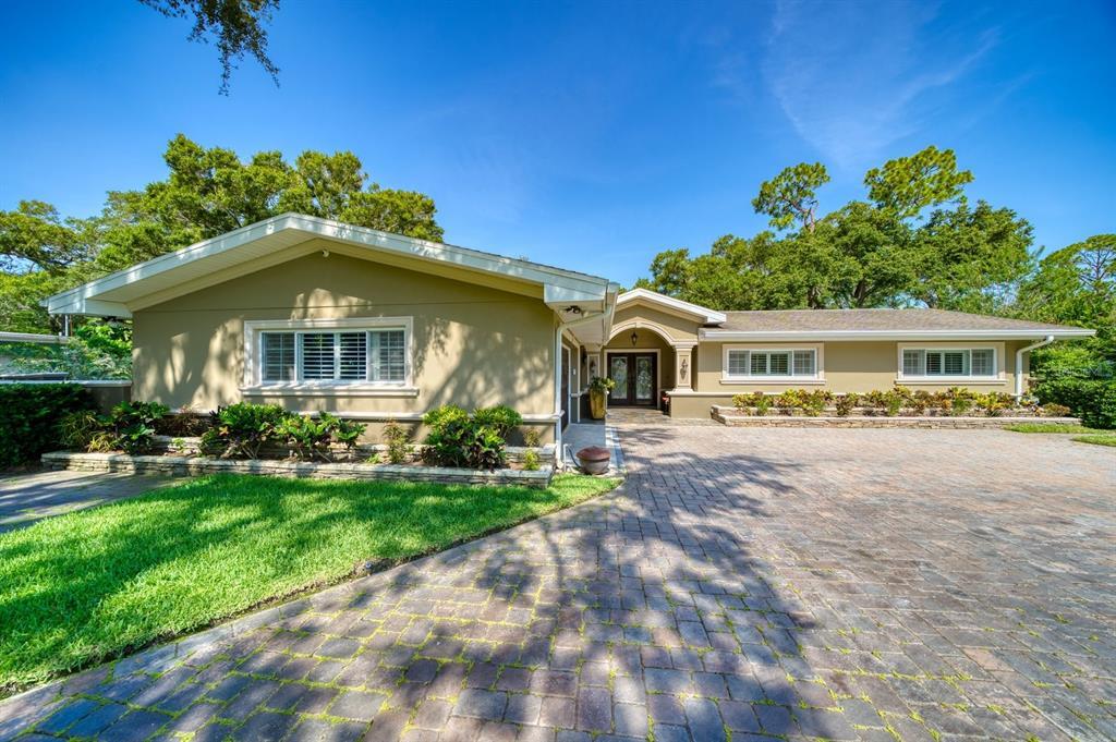 Foto principal - 1666 Robin Hood Ln