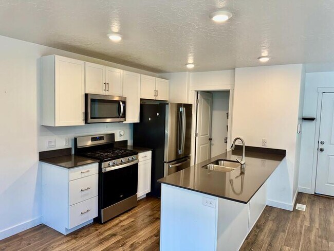 Foto del edificio - 8444 W Cordero Dr