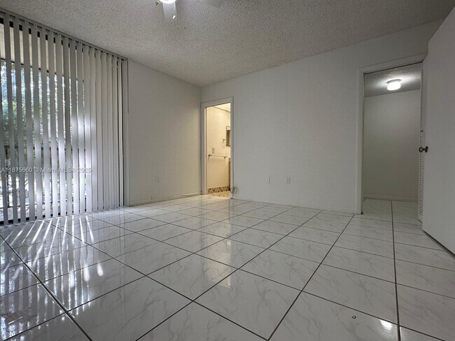 Building Photo - 8420 SW 133rd Avenue Rd