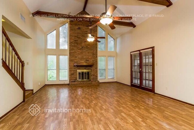 Foto del edificio - 18015 Tall Cypress Dr