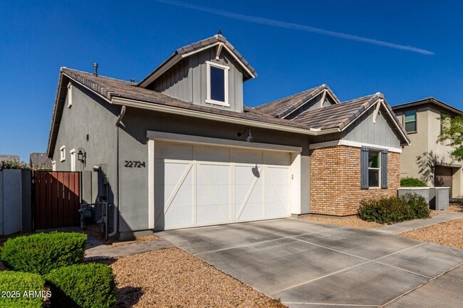 Building Photo - 22724 E Poco Calle