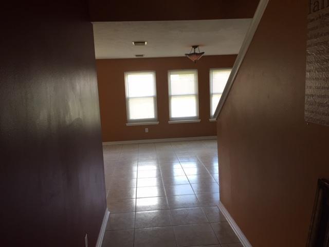Foto del edificio - 5822 Wickover Ln