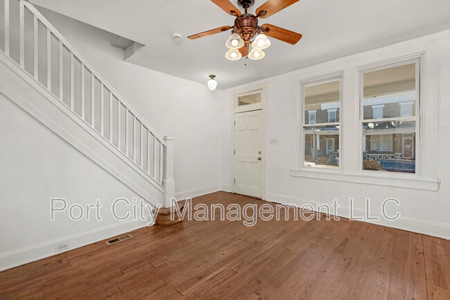 Foto del edificio - 438 Cornwall St