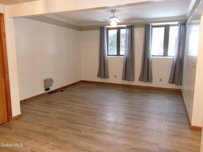 Foto del edificio - 222 S Ten Broeck St