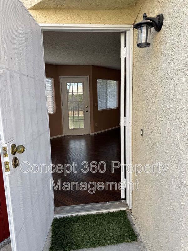 Foto del edificio - 770 W Almond St