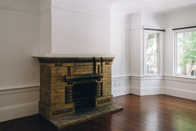 Building Photo - 206 Noe St