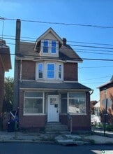 Building Photo - 2402 S 4th St