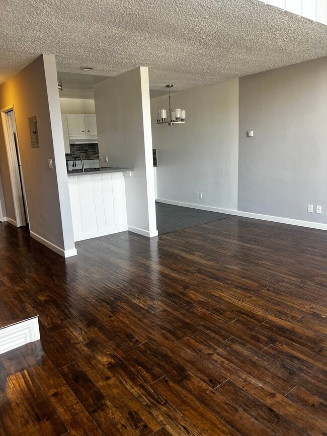 Foto del edificio - 4034 Emerald St