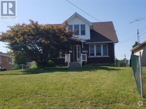 Building Photo - 2164 Grand Marais Rd E