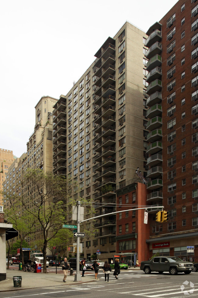 The Murray Hill Apartments