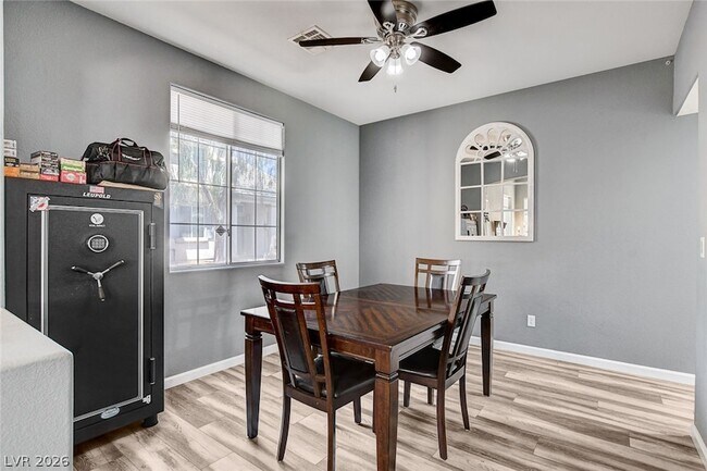 Foto del edificio - 6861 Sweet Pecan St