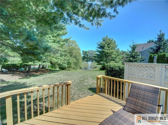 Building Photo - 24 Cypress Point Ln