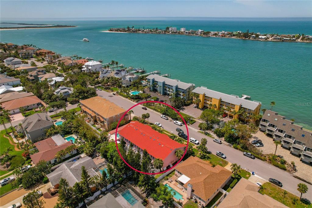 Foto principal - 357 8th Ave N