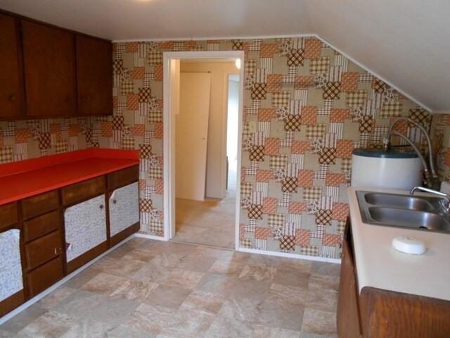 Building Photo - 2739
