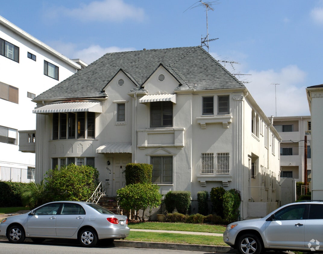 Building Photo - 8857 Burton Way