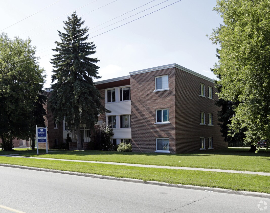 178 Grove St E, Barrie, ON L4M 2P7 Apartments 178 Grove St E Barrie