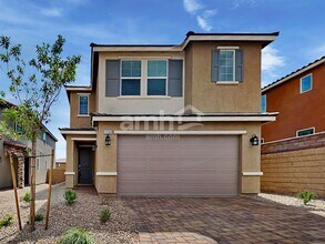 Building Photo - 11194 Magallanes St
