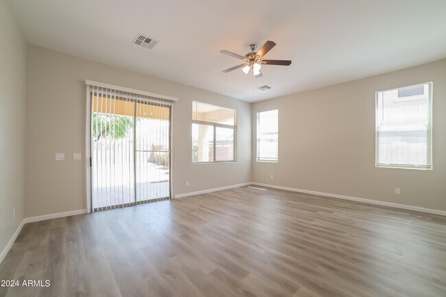 Building Photo - 17548 W Andora St