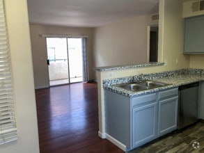 Building Photo - 3038 Tarpon