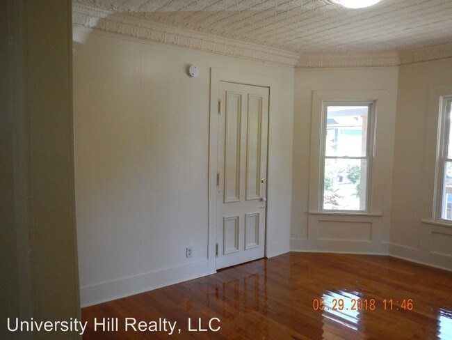 Foto del edificio - 556 Columbus Ave