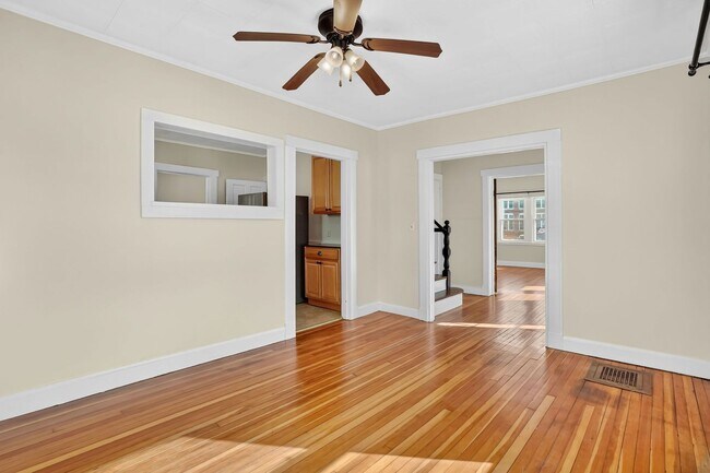 Foto del edificio - 157-159 Pleasant Street