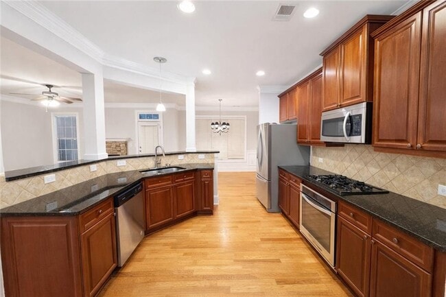 Foto del edificio - 5219 Merrimont Dr