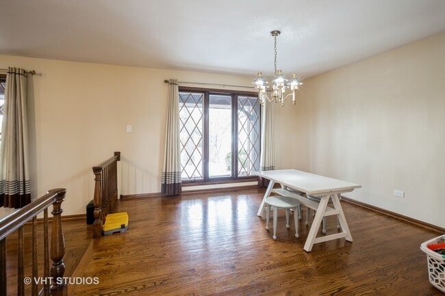 Building Photo - 44 Kingston Dr