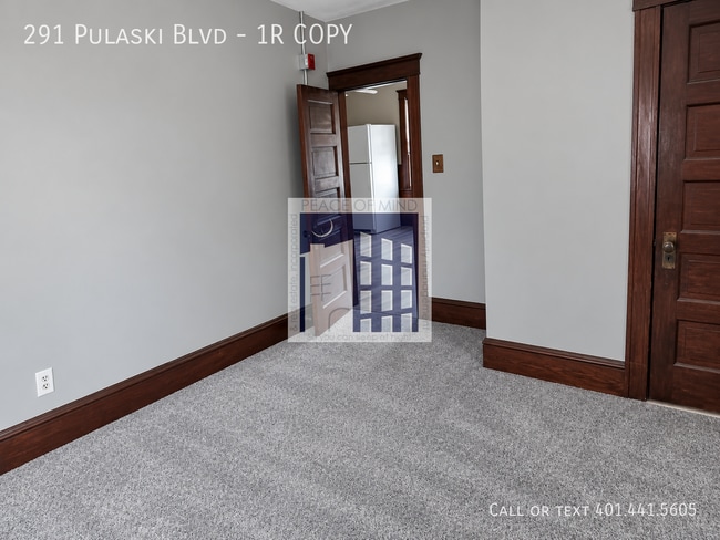 Building Photo - 291 Pulaski Blvd