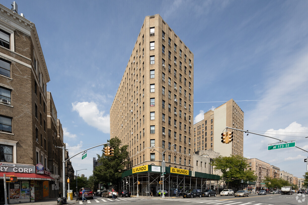 Primary Photo - Broadway Towers