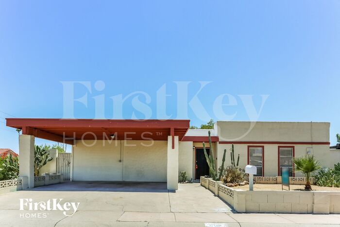Foto principal - 3101 W Clinton St