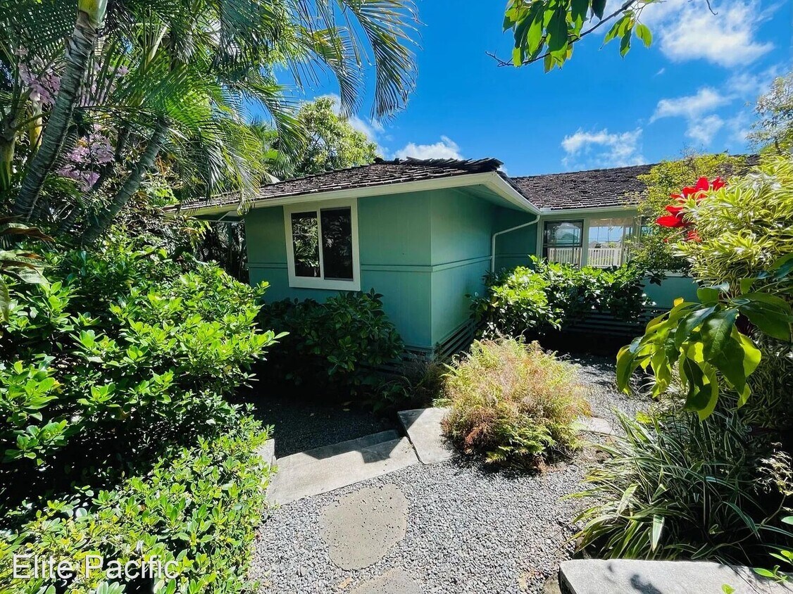 4 br, 2 bath House 1342 Mokolea Dr. House Rental in Kailua, HI