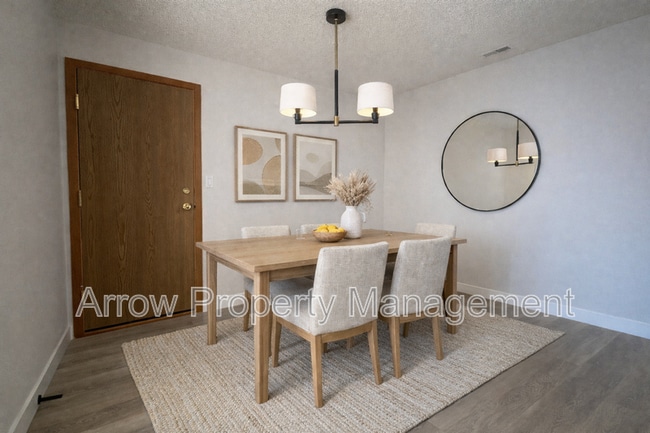 Foto del edificio - 2354 N 44th St