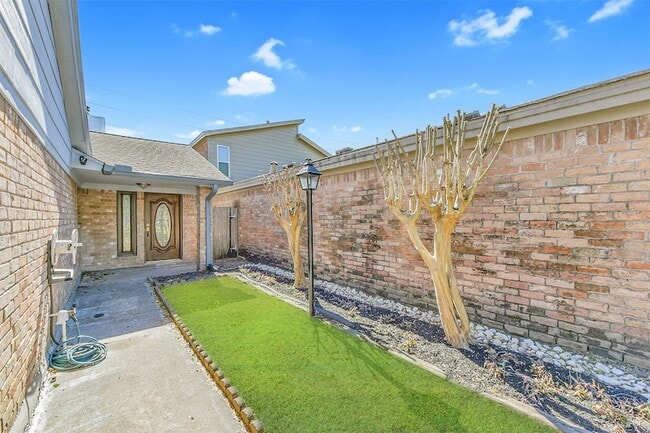 Photo - 4613 Cashel Glen Dr House