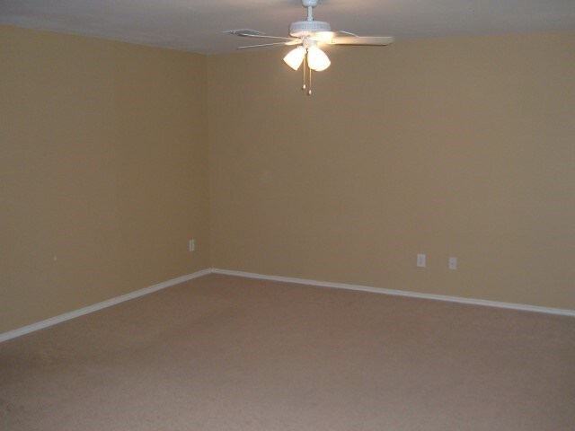 Building Photo - 952 Mosaic Drive