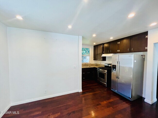 Foto del edificio - 14756 Lemay St