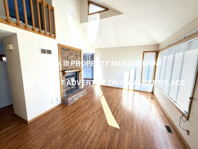 Building Photo - 6008 W 158th St