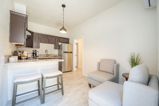 Building Photo - 1219 Manuel Ortiz Ave