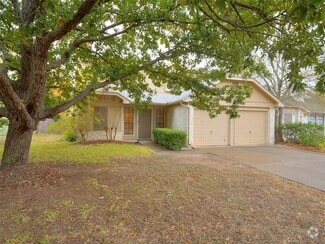 Building Photo - 610 Bristlewood Cove