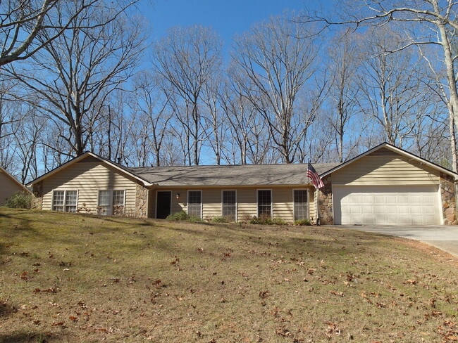 Building Photo - 3193 North Hembree Road